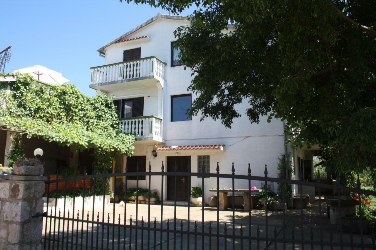 Apartmani Dana Sukošan Exteriér fotografie