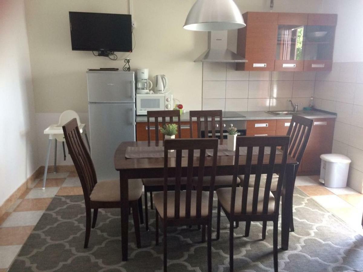 Apartmani Dana Sukošan Exteriér fotografie