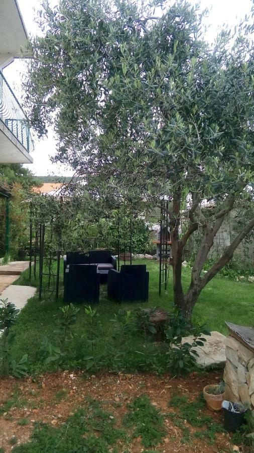 Apartmani Dana Sukošan Exteriér fotografie